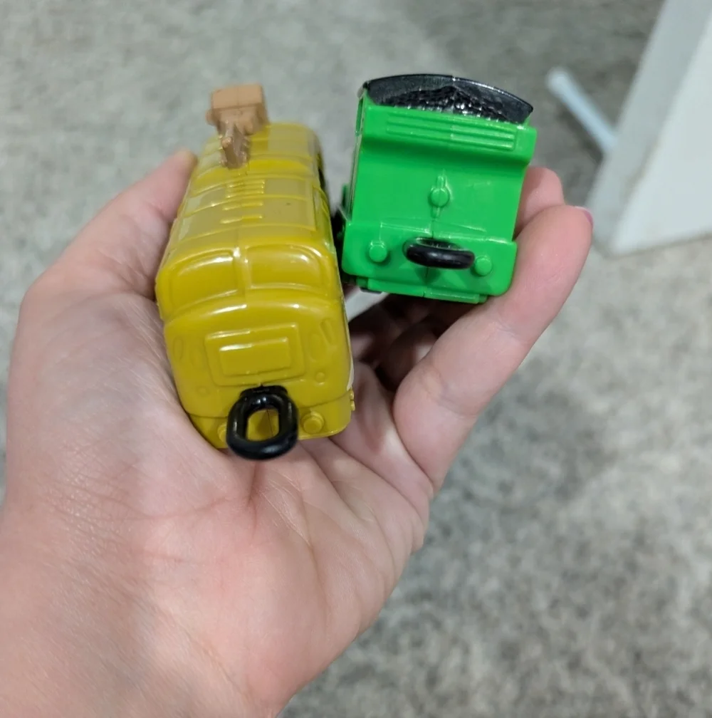 Vintage 2000 Thomas and the Magic Railraod Subway Toys - Percy and Diesel